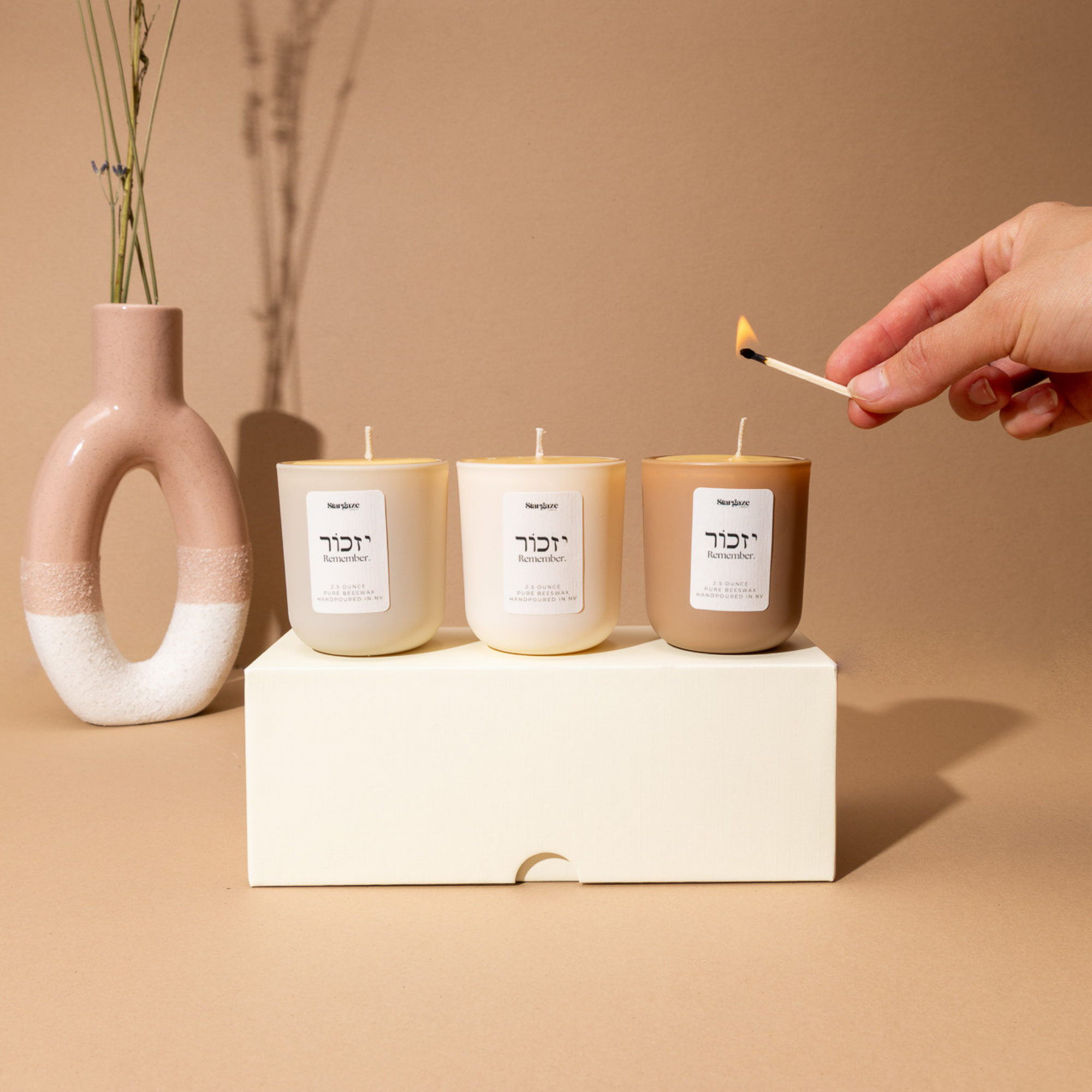 Matte Yahrzeit 24 Hour Candle