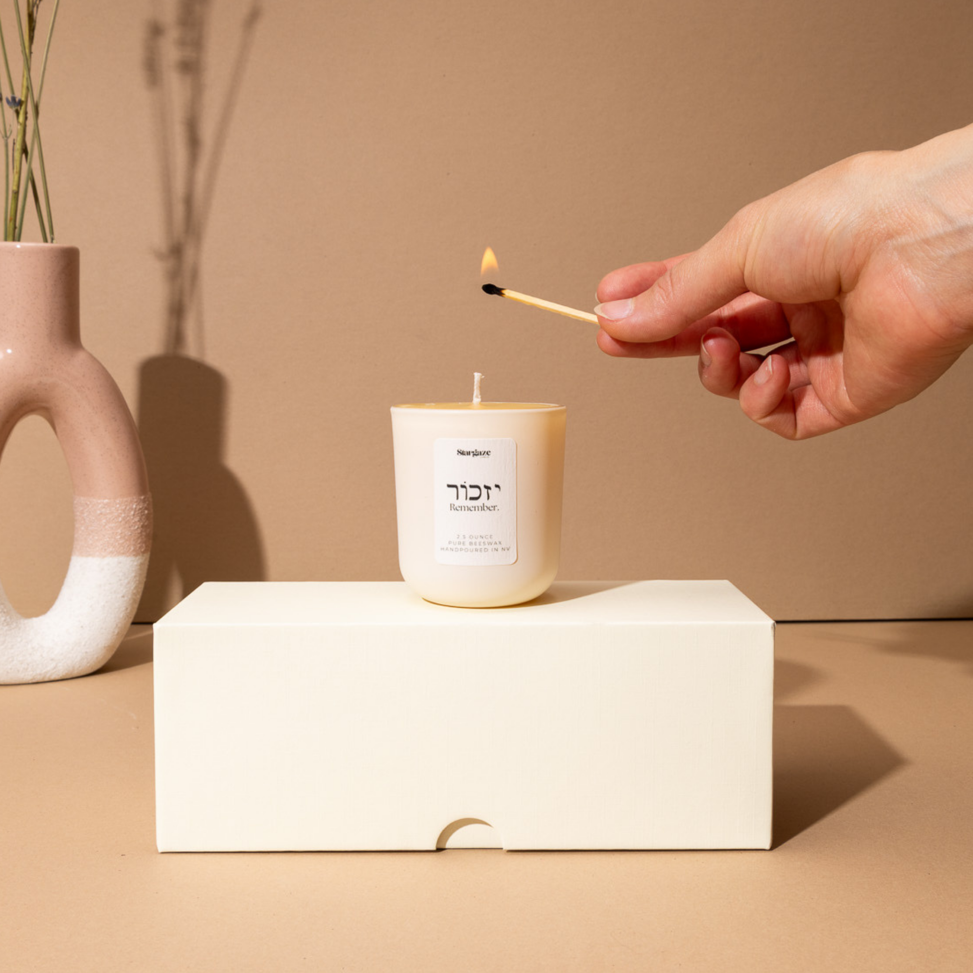 Matte Yahrzeit 24 Hour Candle